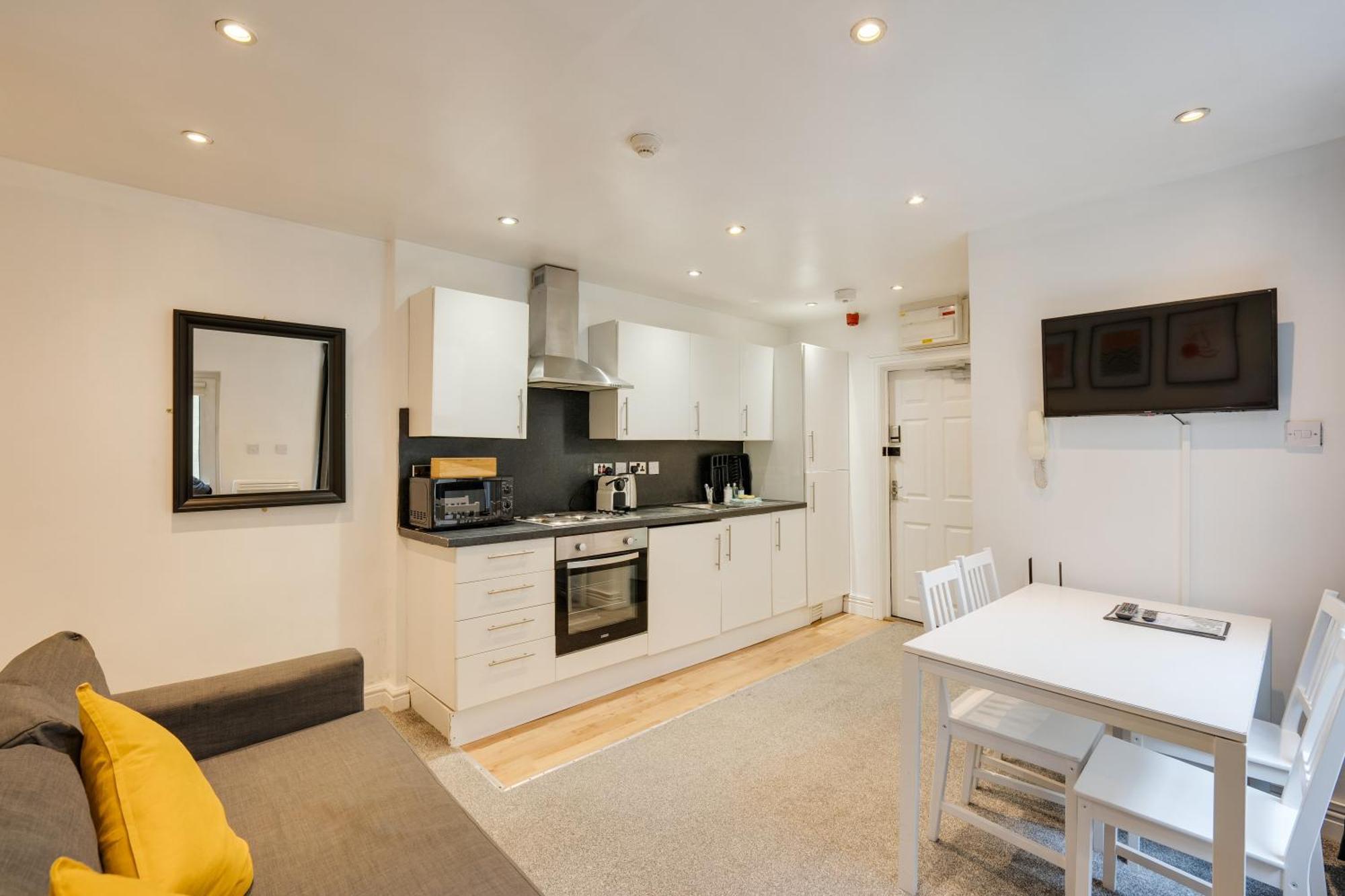 2 Bedroom Aprtmnt For Upto 6 Nr Centre, Uni &Parks Cardiff Exterior photo