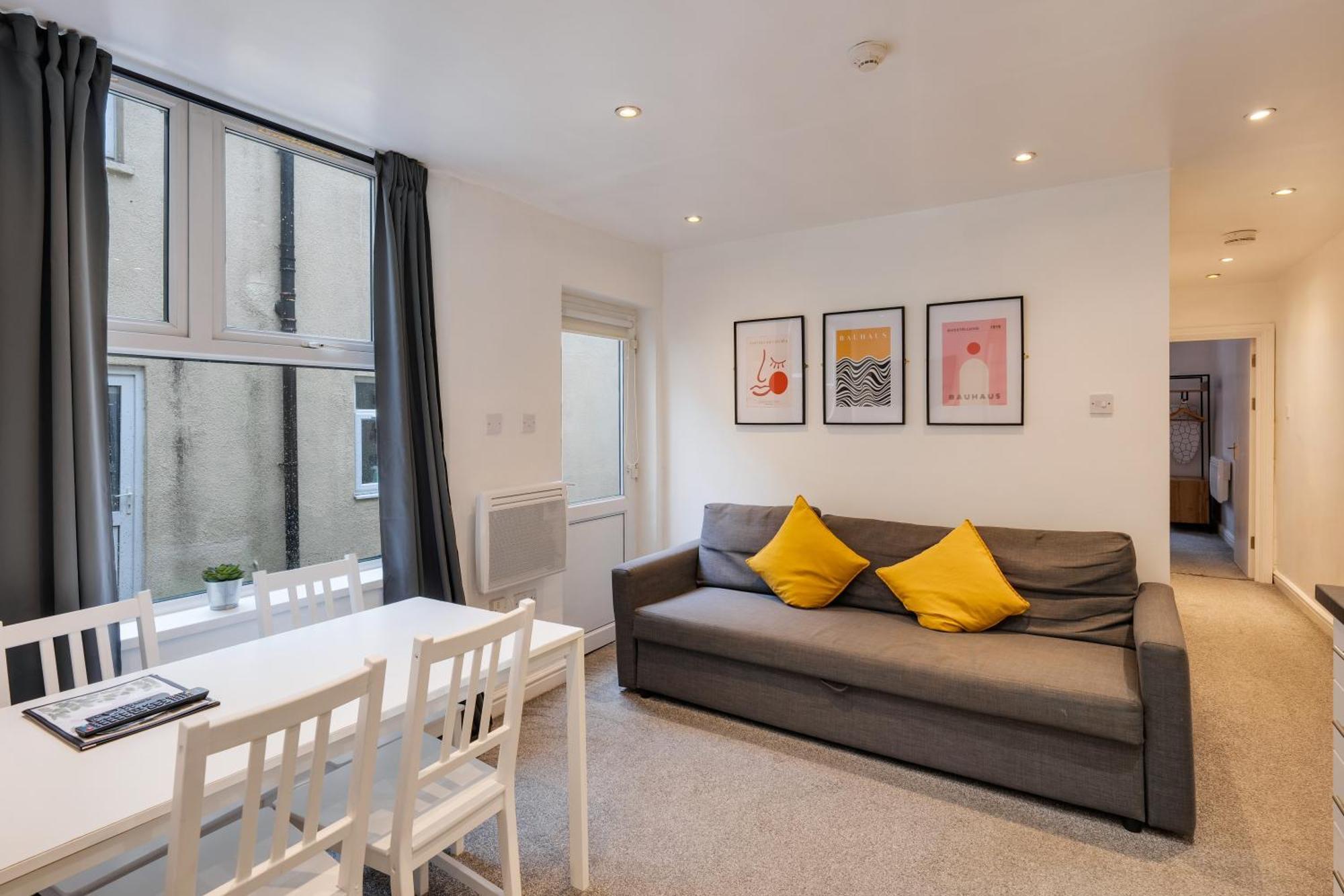 2 Bedroom Aprtmnt For Upto 6 Nr Centre, Uni &Parks Cardiff Exterior photo